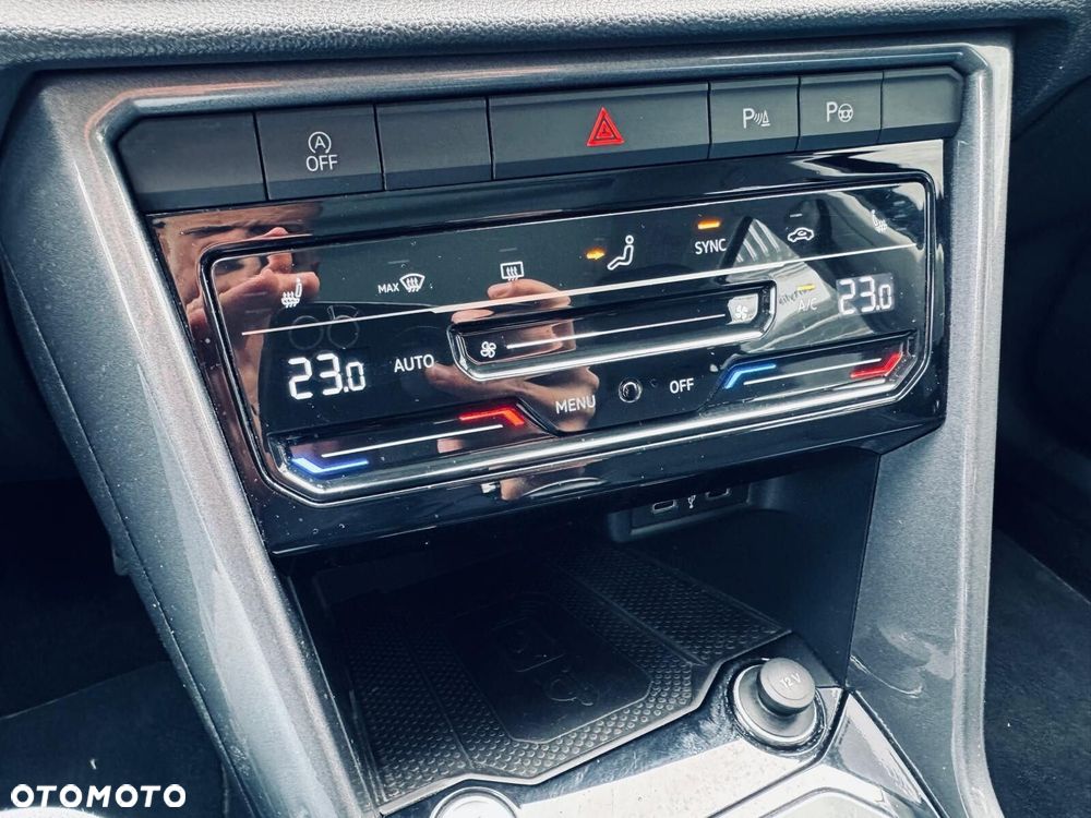 Volkswagen T-Roc 2.0 TDI Special Edition - 23