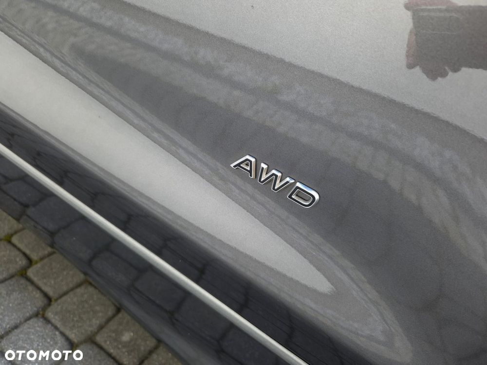 Ford Kuga 2.0 TDCi AWD Titanium - 32