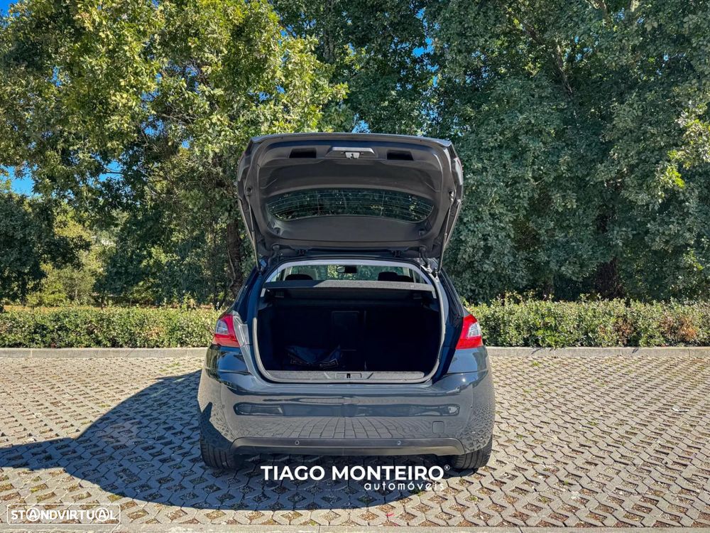 Peugeot 308 BlueHDi FAP 120 Stop&Start Winter Edition - 33