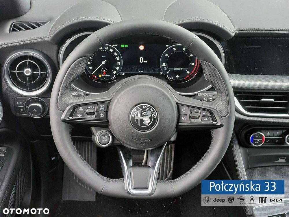 Alfa Romeo Stelvio - 27