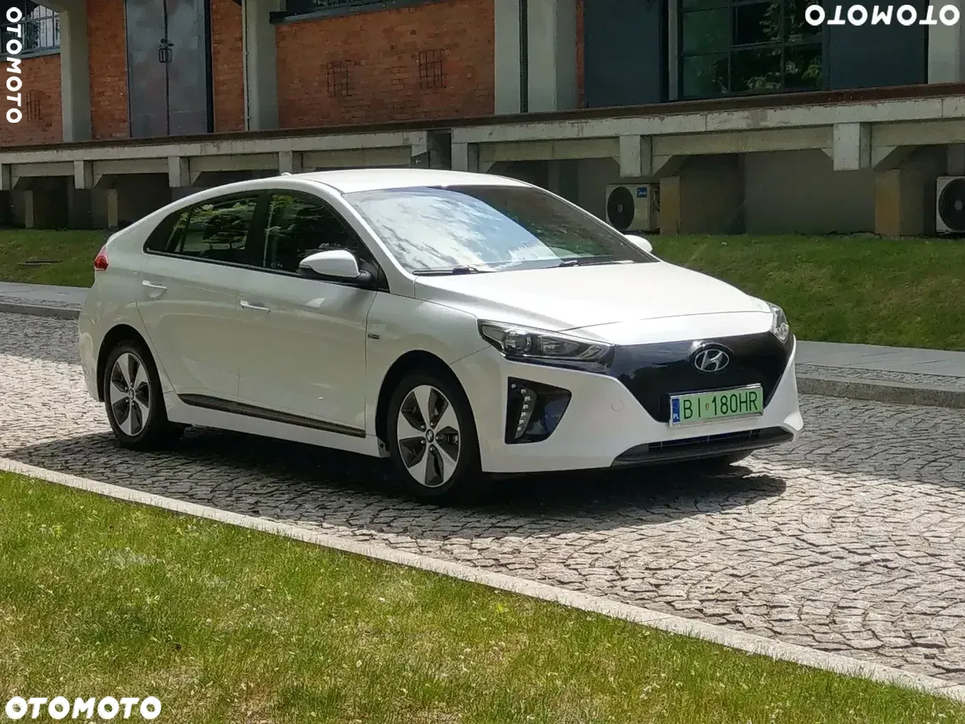 Hyundai IONIQ electric Premium - 4