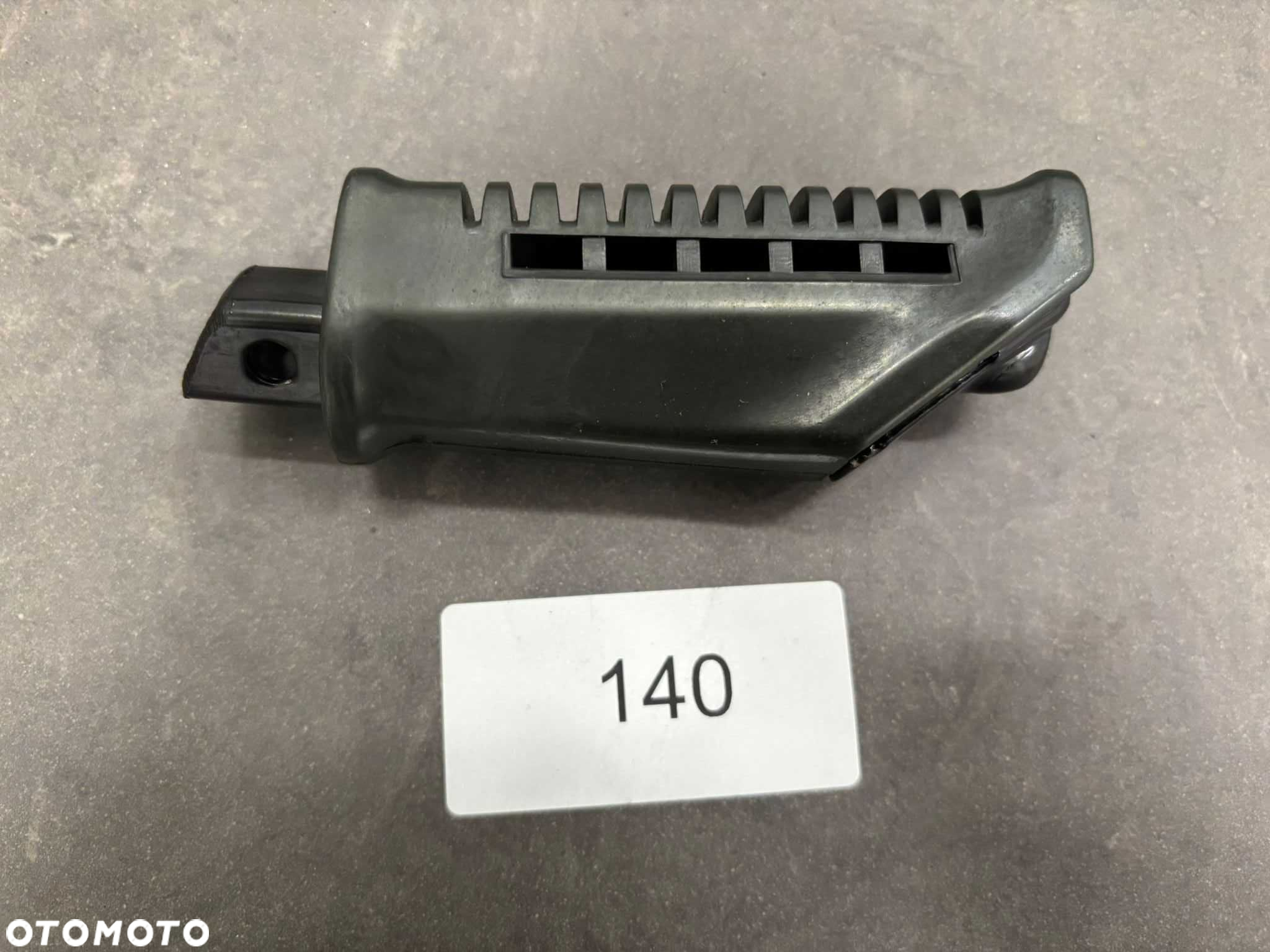 Podnóżek Set Prawy Pasażera Hyosung RT 125 [140] - 3