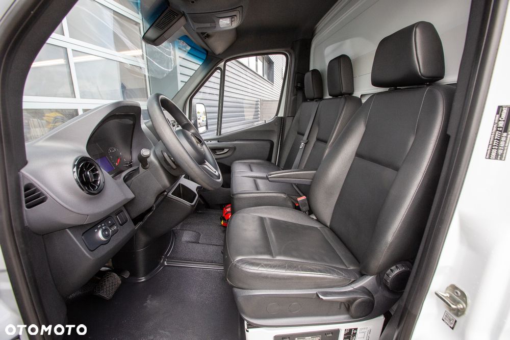 Mercedes-Benz Sprinter *AUTOMAT* 314 Cdi KONTENER + WINDA 750KG dHollandia - 10