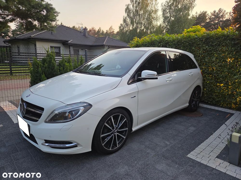 Mercedes-Benz Klasa B 180 CDI EU5 - 2