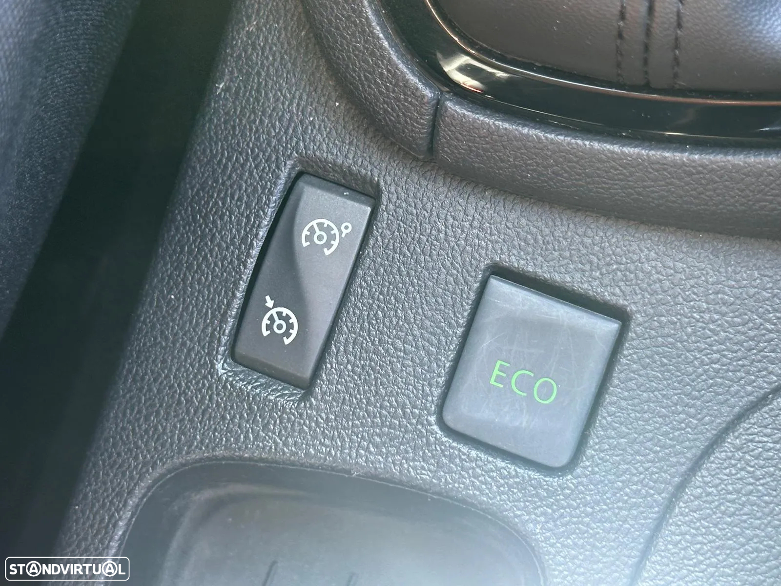 Renault Clio Energy dCi 90 Start & Stop Intens - 25