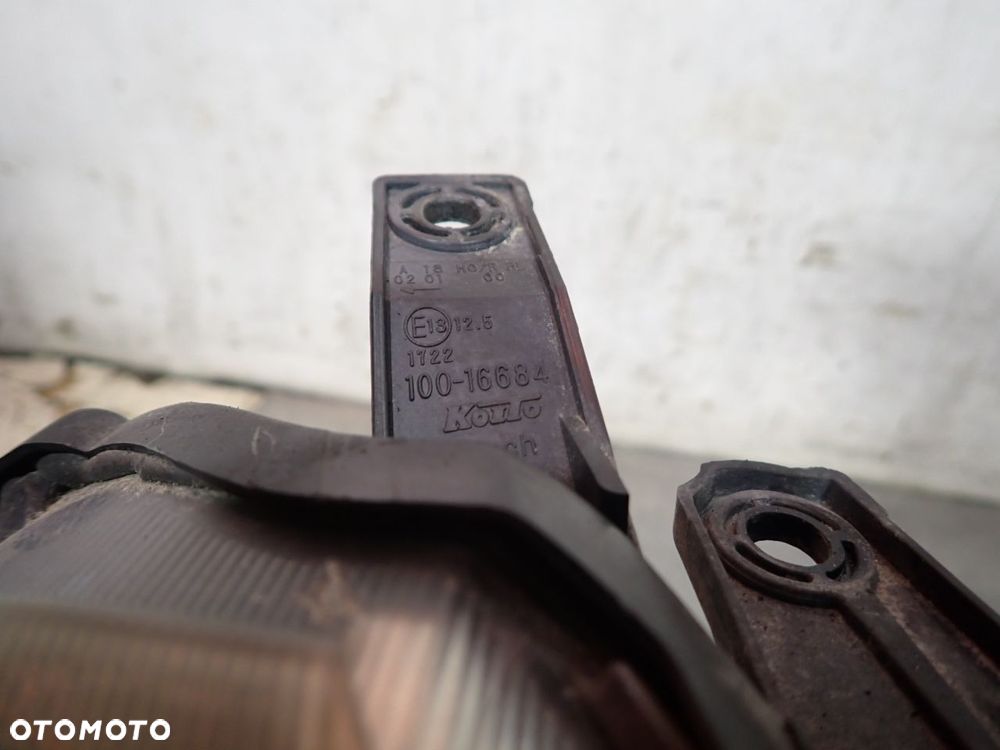 LAMPA PRAWA PRZEDNIA SUZUKI SX4 1.6 - 5