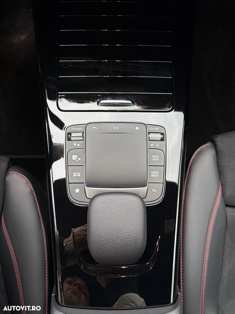 Mercedes-Benz CLA 250 e 8G-DCT AMG Line Advanced Plus - 12