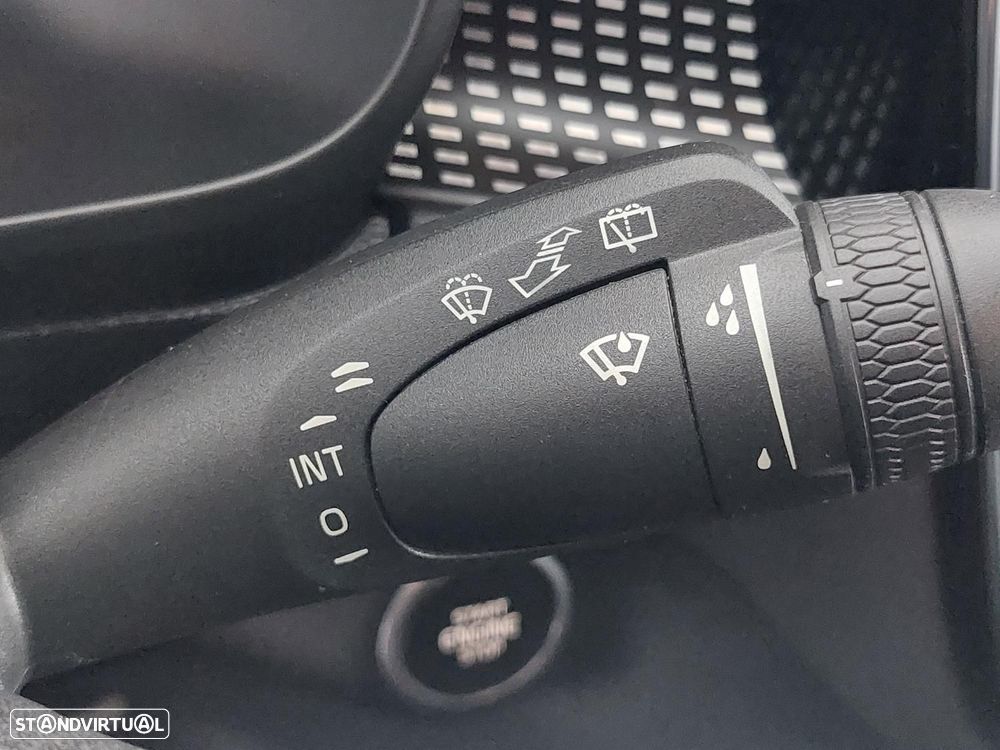 Volvo XC 40 1.5 T2 Momentum Plus - 30