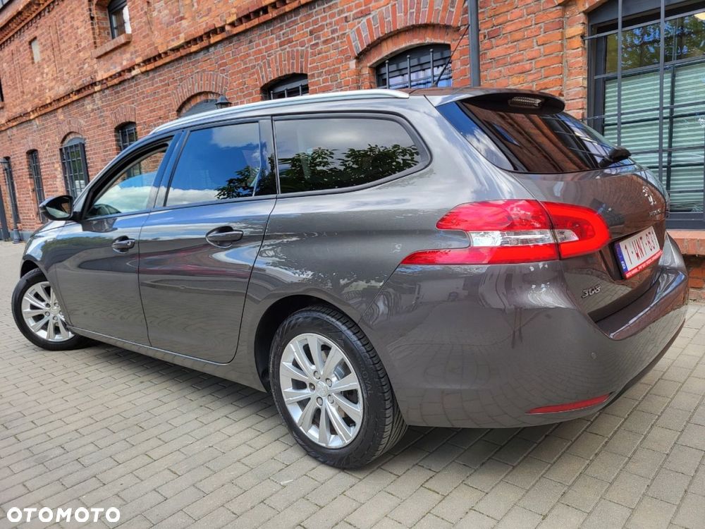 Peugeot 308 - 3