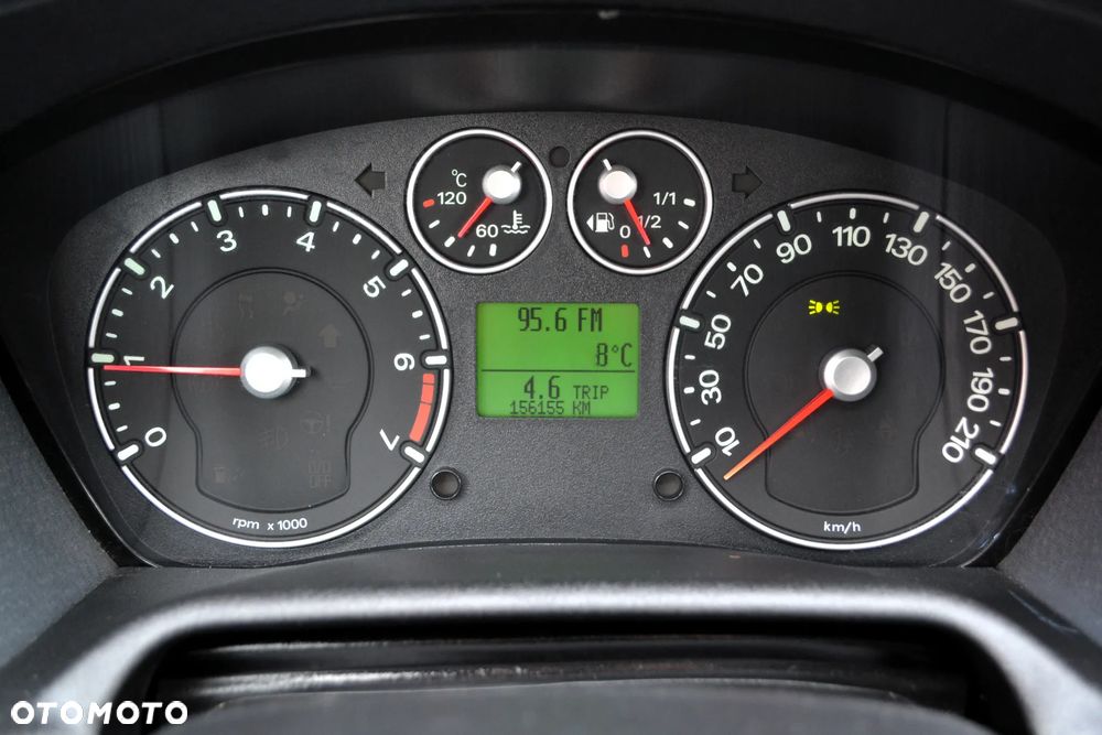 Ford Fusion 1.6 Ambiente - 40