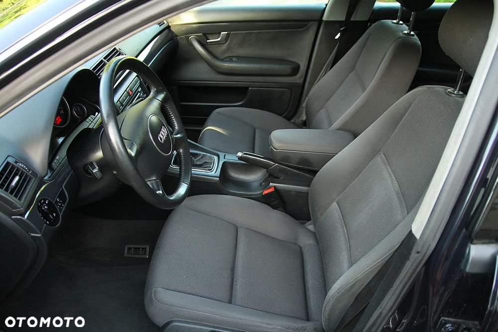 Audi A4 Limousine - 24
