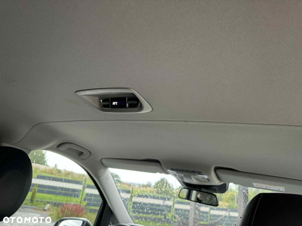 Mercedes-Benz Klasa V 250 d Avantgarde 9G-Tronic (d³ugi) - 26