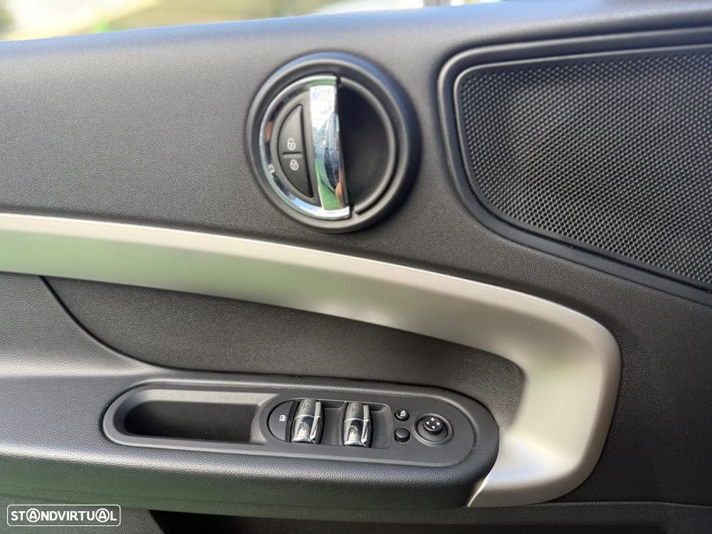 MINI Countryman Cooper SE ALL4 Auto - 40