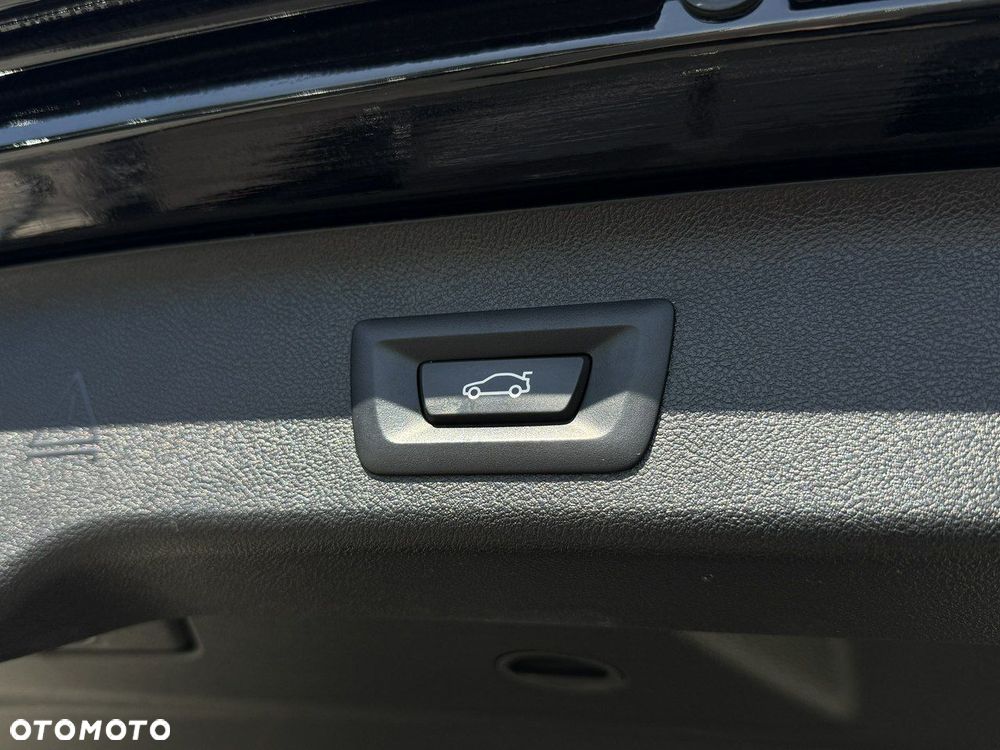 BMW Seria 5 518d mHEV Business Edition - 39