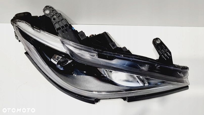 REFLEKTOR PRAWY LAMPA CHRYSLER PACIFICA 17- SOCZEWKA Z LED - 3