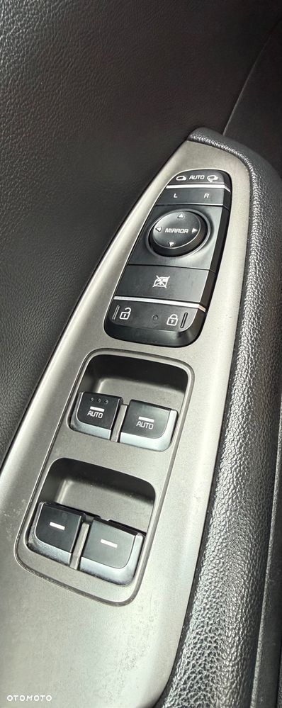 Kia Optima - 33