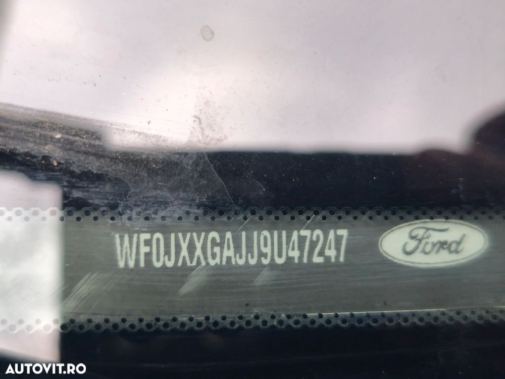 Ford Fiesta 1.6 TDCI DPF Ghia - 18