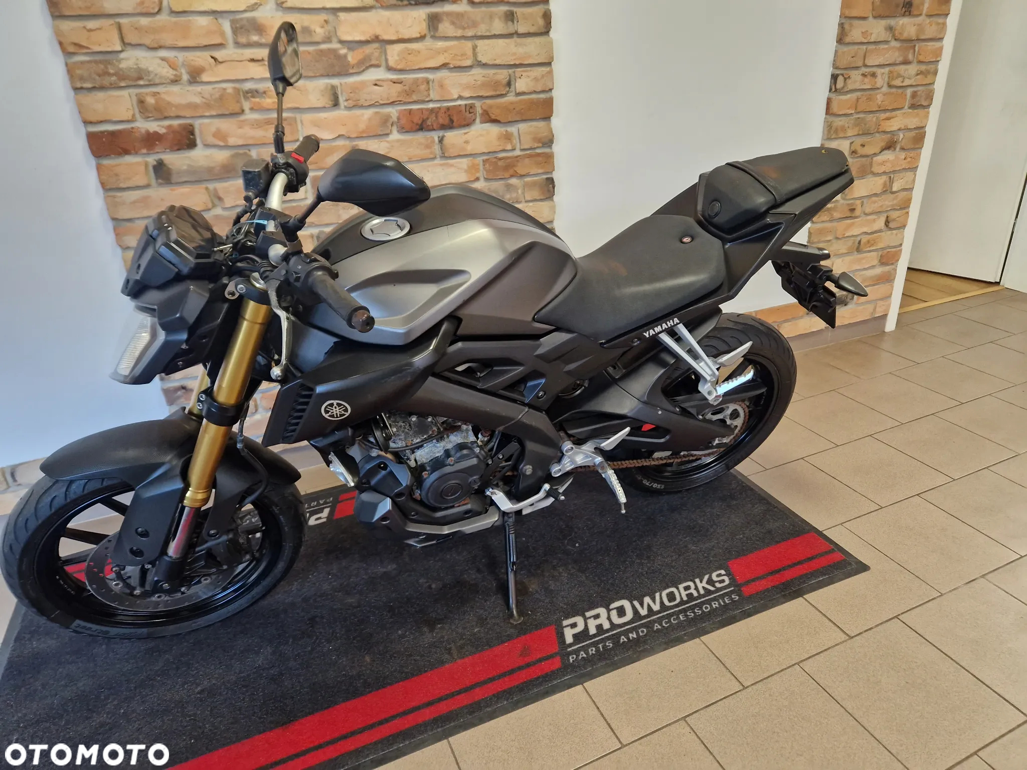 Yamaha MT - 7