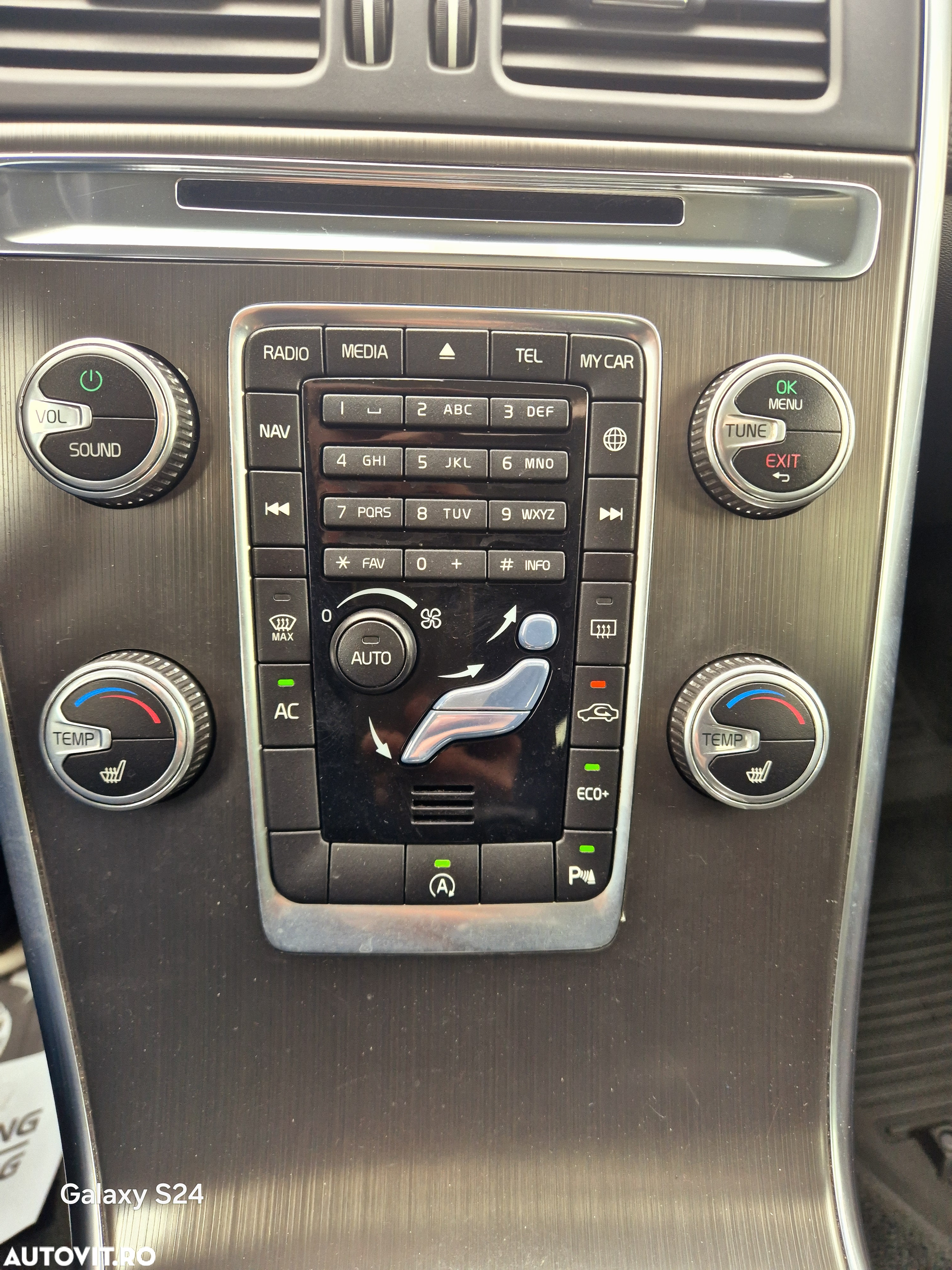 Volvo XC 60 D4 Geartronic Momentum - 19