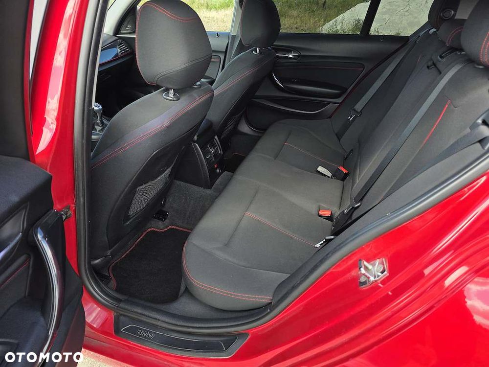 BMW Seria 1 120d Sport Line - 9
