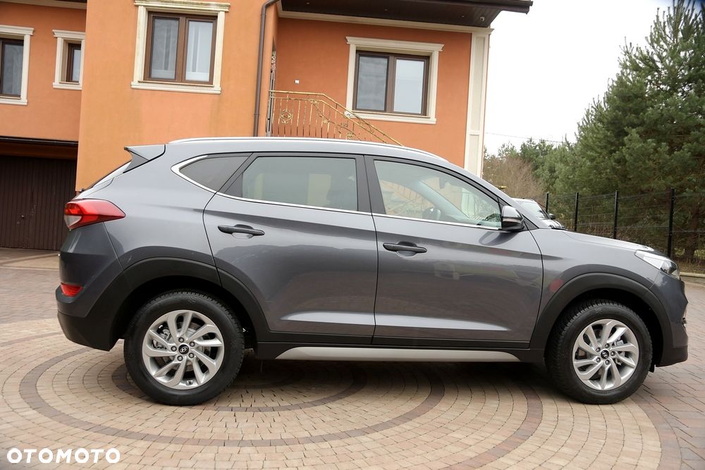 Hyundai Tucson 1.6 GDi 2WD Select - 11
