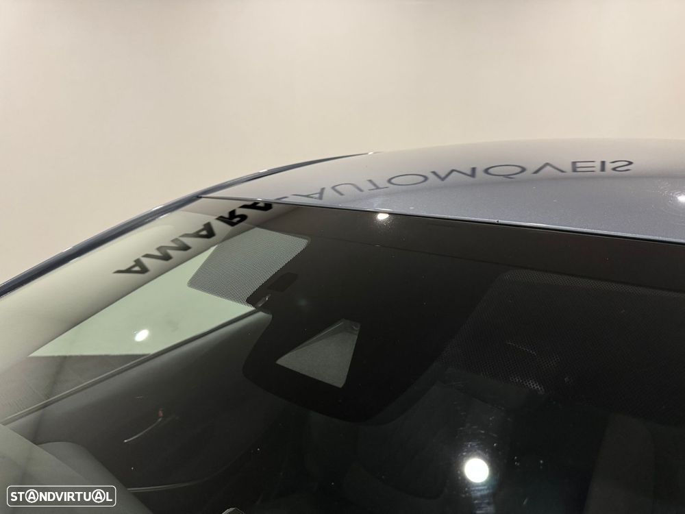 Toyota Corolla 1.8 Hybrid Exclusive - 8