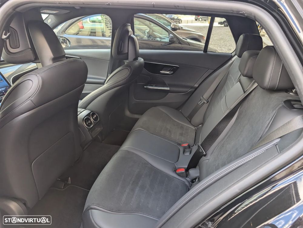 Mercedes-Benz C 300 d AMG Line - 11