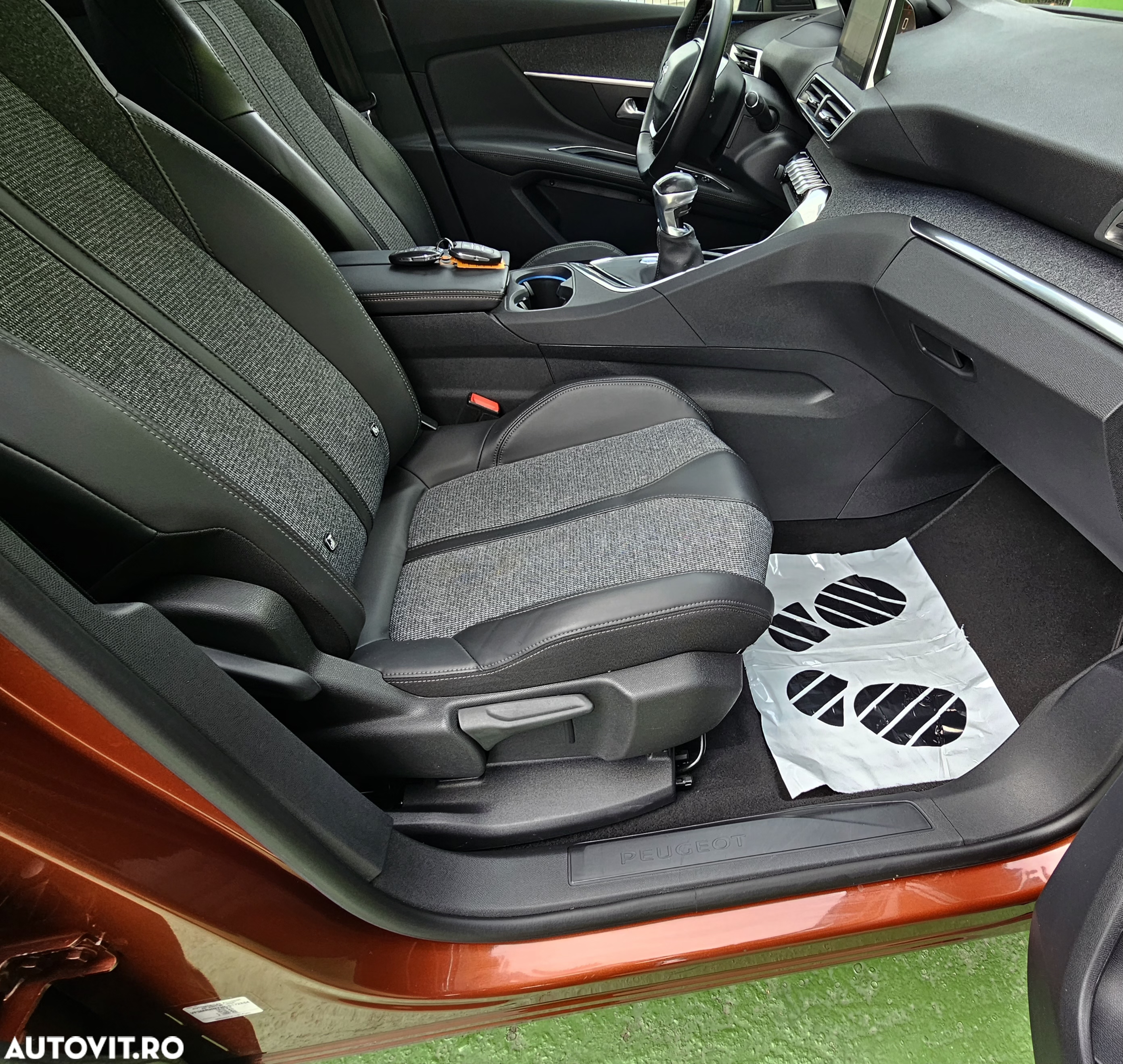 Peugeot 3008 1.2 PureTech 130 BVM6 Allure Pack - 20