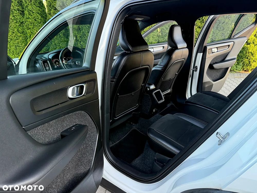 Volvo XC 40 D3 Geartronic R-Design - 19