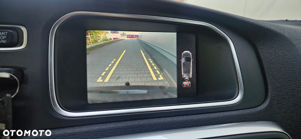 Volvo V40 D2 Summum - 32
