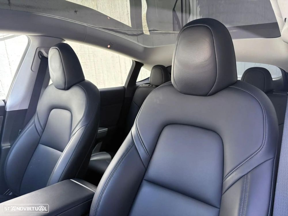 Tesla Model Y Long Range Tração Integral - 34