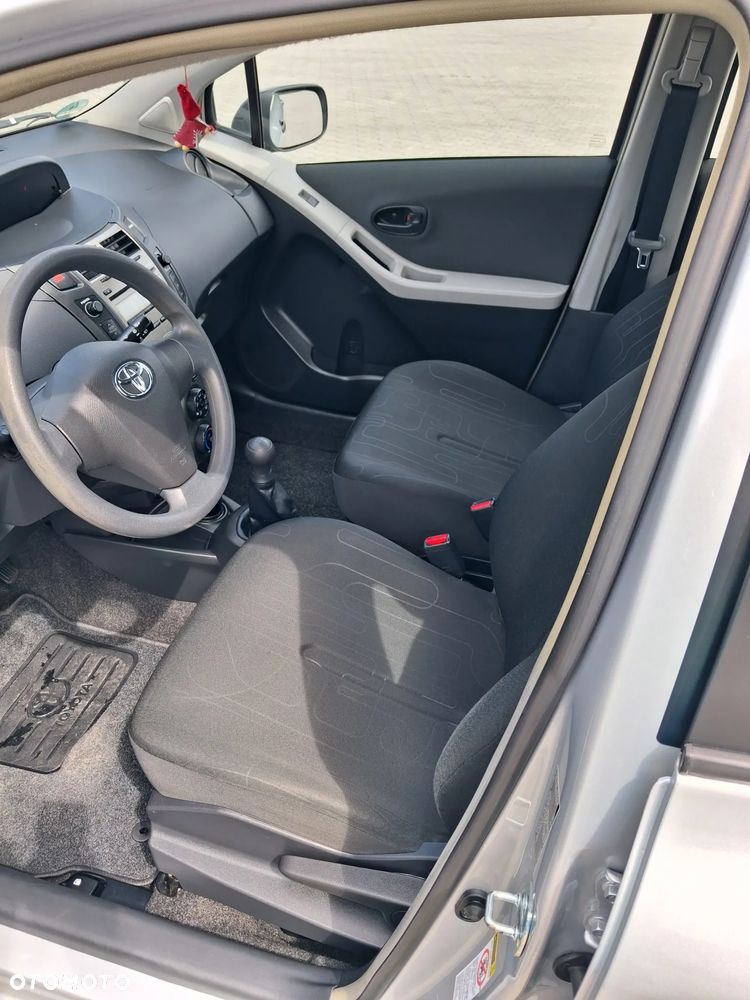 Toyota Yaris 1.0 VVT-i - 14