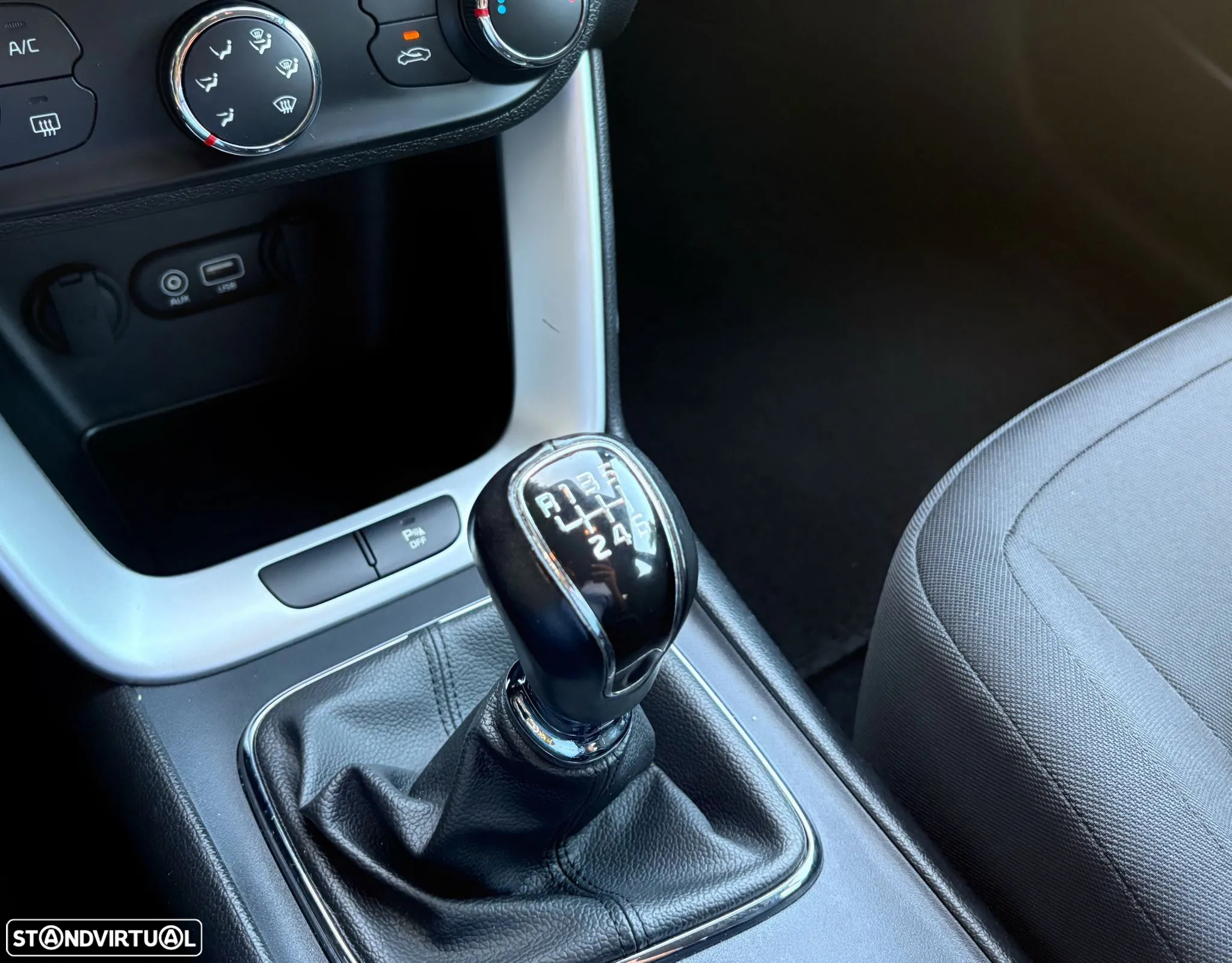 Kia Ceed 1.4 CRDi Nav Line - 20