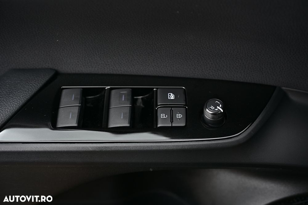 TOYOTA Prius 2020 — imagine 36