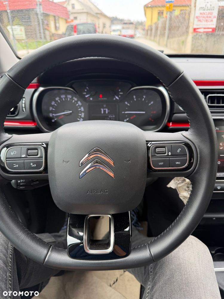 Citroën C3 Pure Tech 82 SHINE - 28