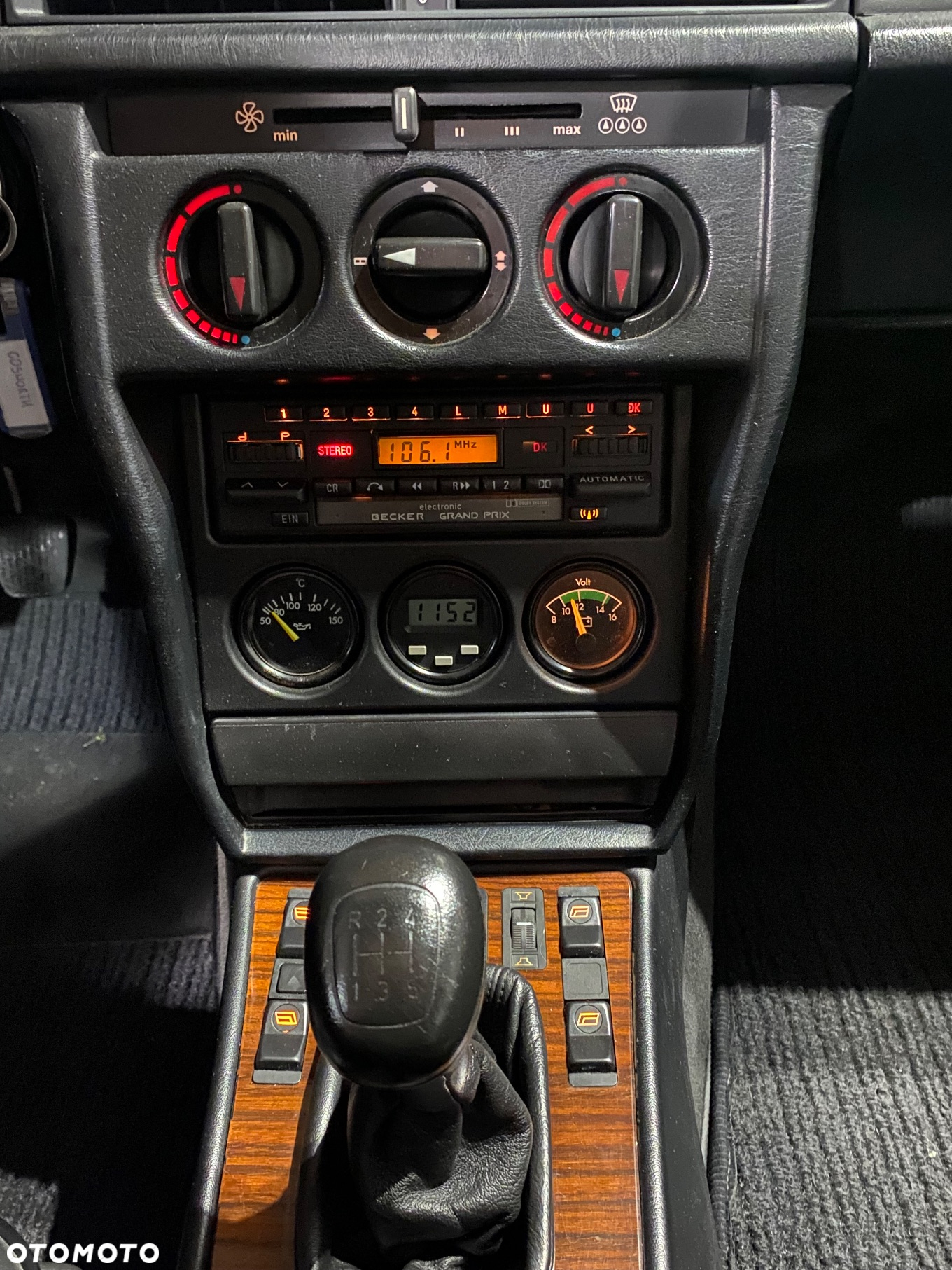 Mercedes-Benz W201 (190) - 21