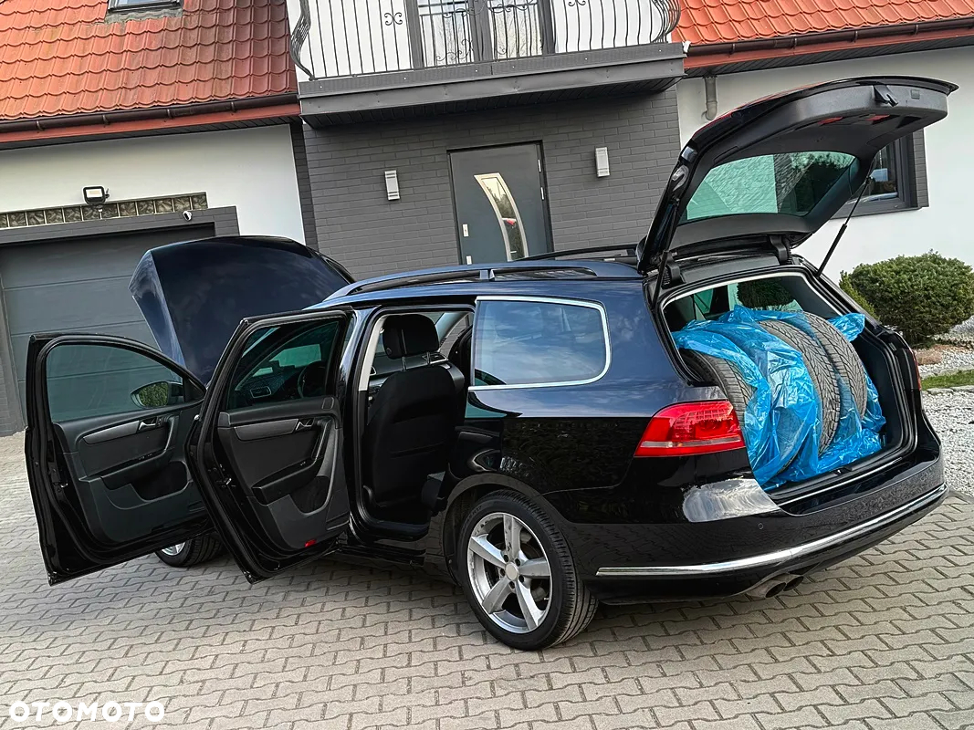 Volkswagen Passat 2.0 TDI Highline DSG - 33