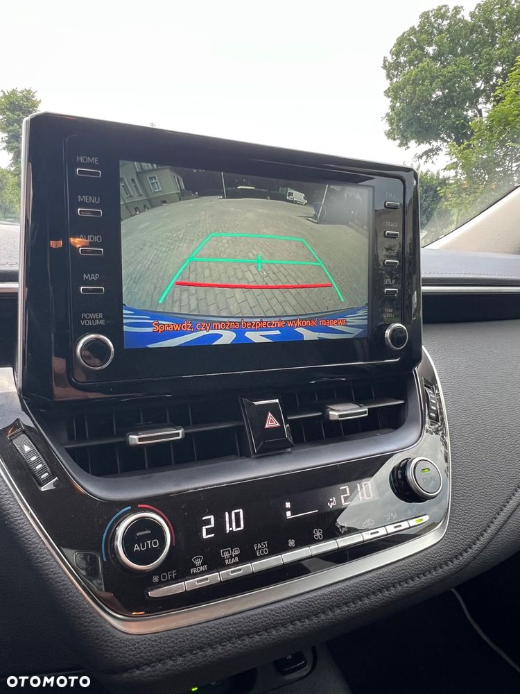 Toyota Corolla 1.8 Hybrid Executive - 13