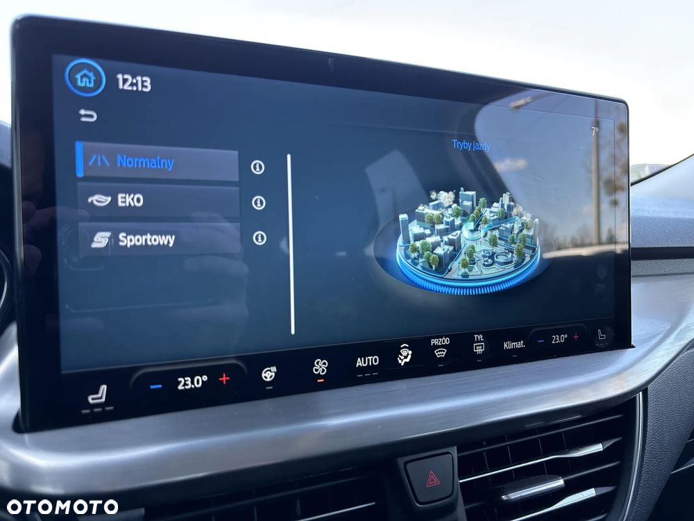 Ford Focus 1.0 EcoBoost Titanium Design - 28