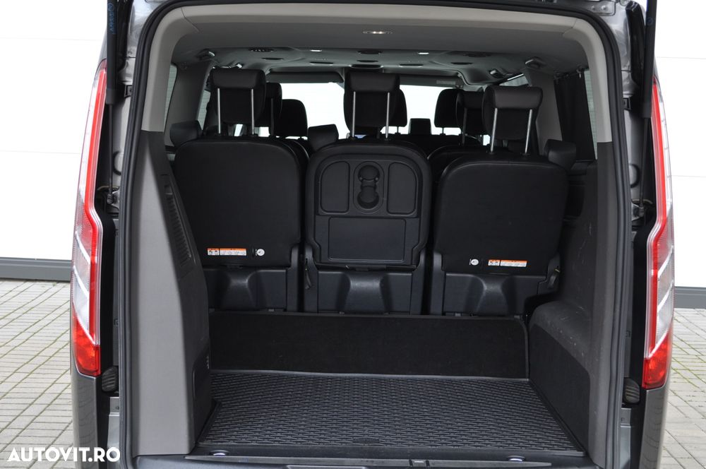Ford Tourneo Custom Bus 320 2.0 EcoBlue 130 CP L2H1 Titanium Aut. - 23