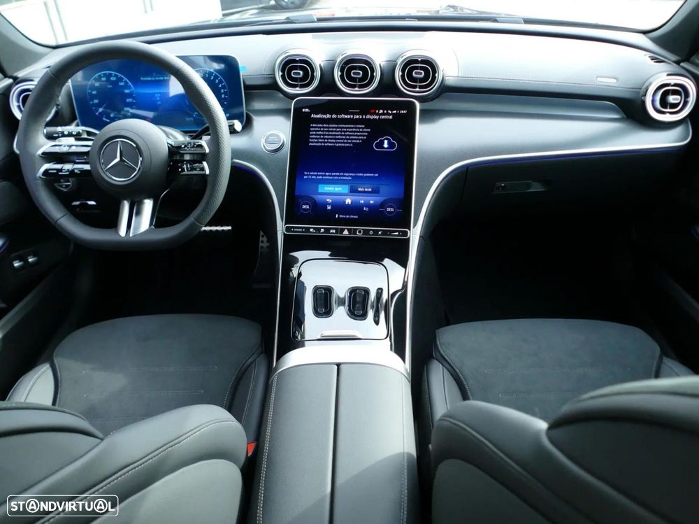 Mercedes-Benz C 300 e AMG Line - 38