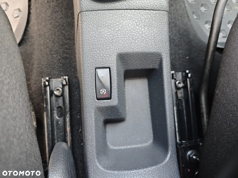 Dacia Sandero - 17