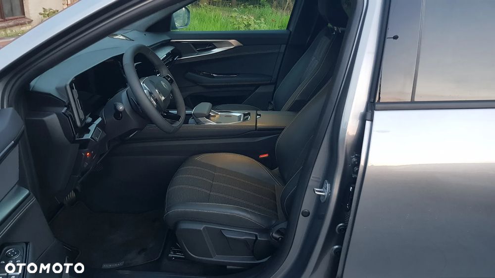 Renault Austral E-Tech Full 200 Iconic - 17