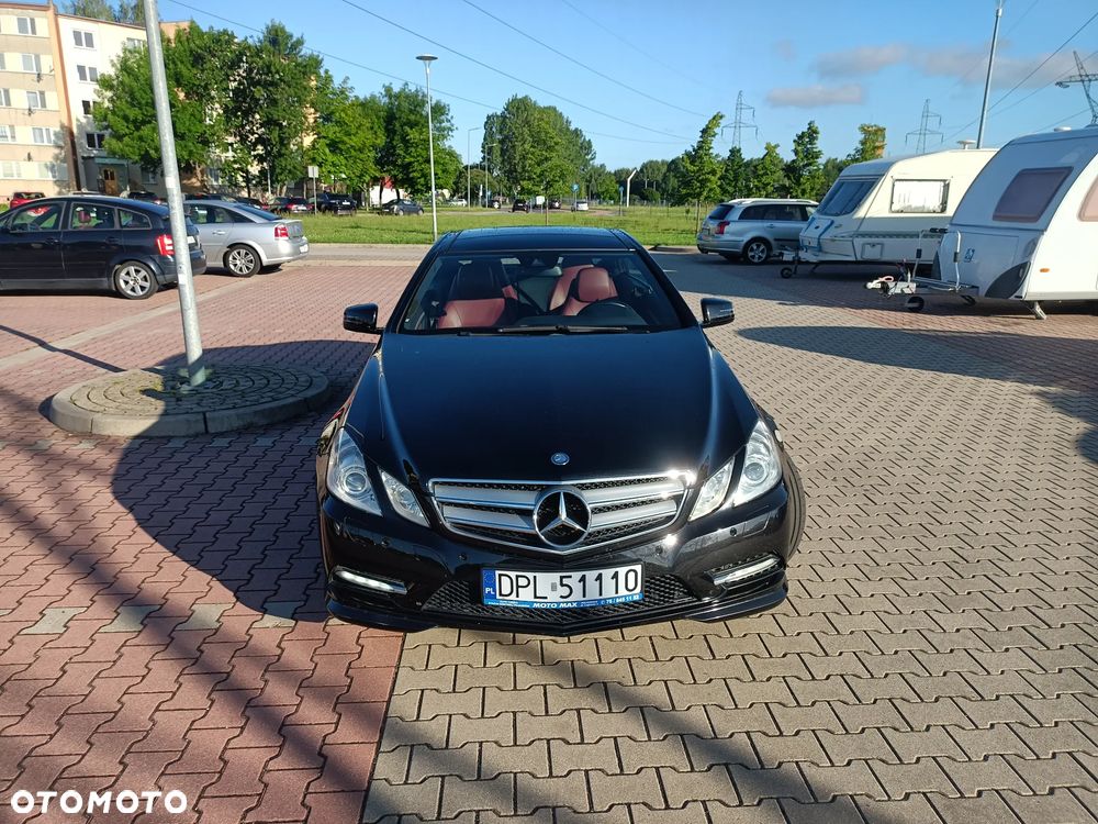 Mercedes-Benz Klasa E 250 CGI BlueEFFICIENCY Automatik Elegance - 1