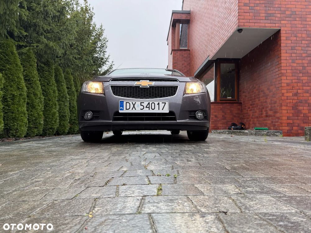 Chevrolet Cruze 1.8 LT - 5