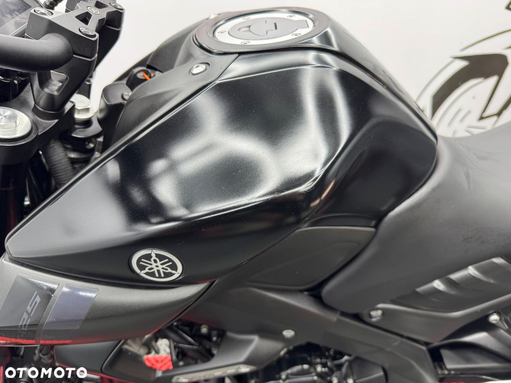Yamaha MT - 13