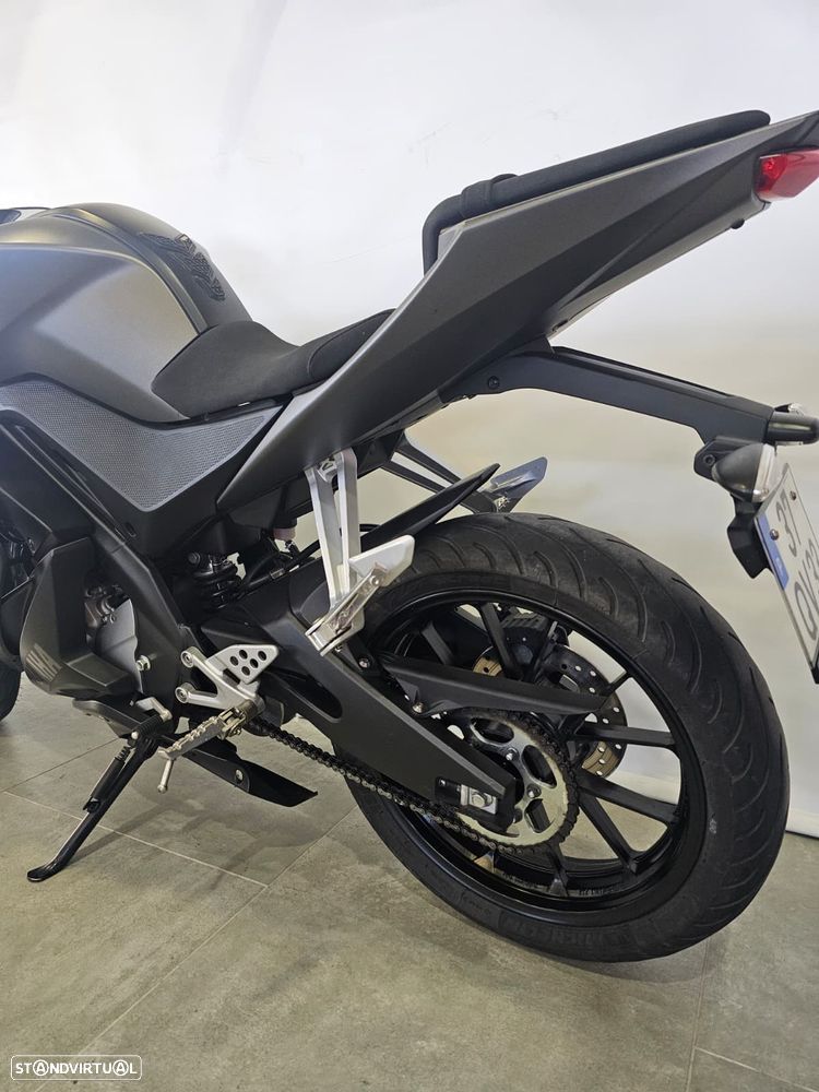 Yamaha YZF R 125 - 6