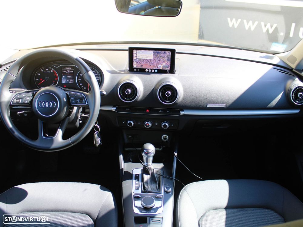 Audi A3 Sportback 30 TFSI S tronic - 21