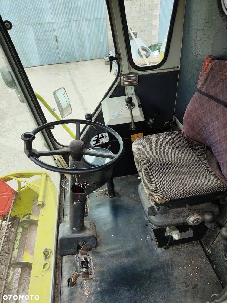 Claas Dominator 58 - 6