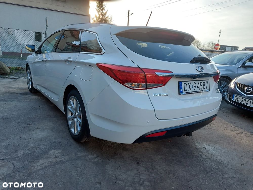 Hyundai i40 i40cw 1.7 CRDi Fifa World Cup Edition - 12